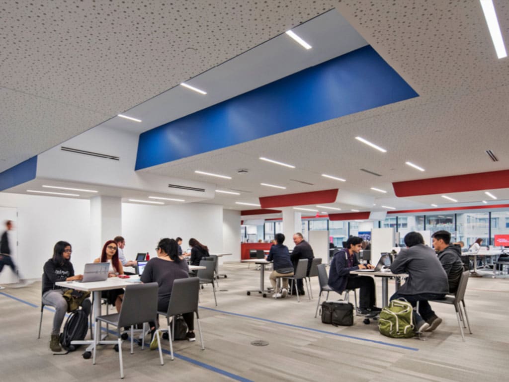 photo showing Hunter College's modern and spacious technology center for hosting team collaborations and meetings in NYC